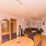 Apartamento In 39347