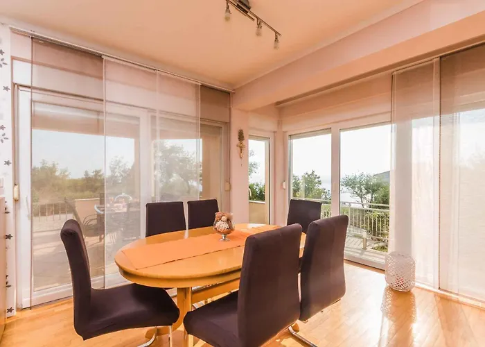 Apartman In 39347 Crikvenica